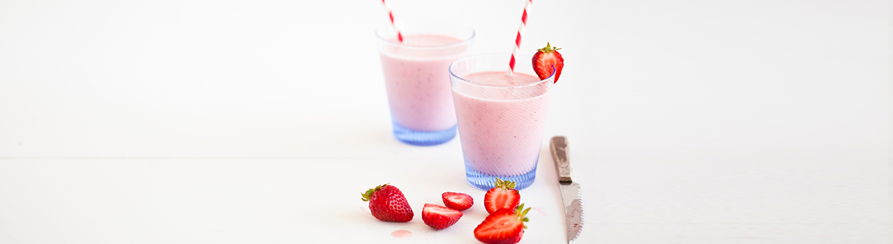 草莓-香蕉奶昔食谱