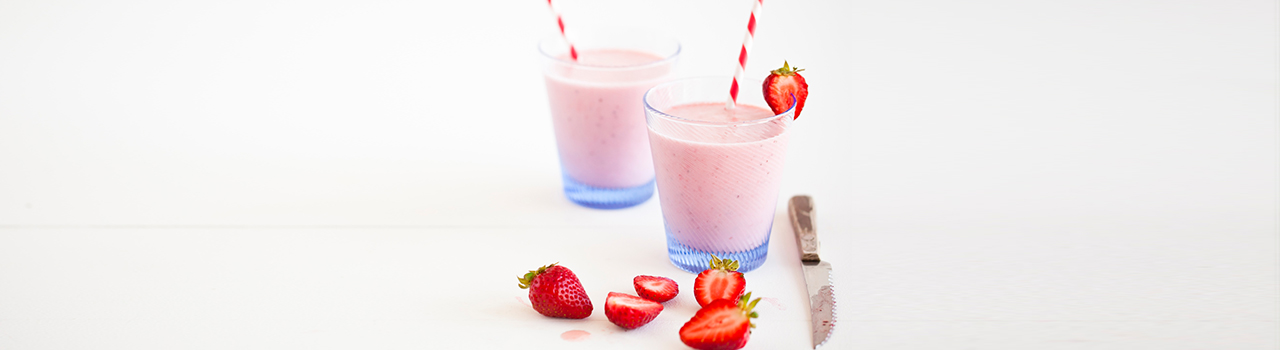 STRAWBERRY BANANA MILKSHAKE