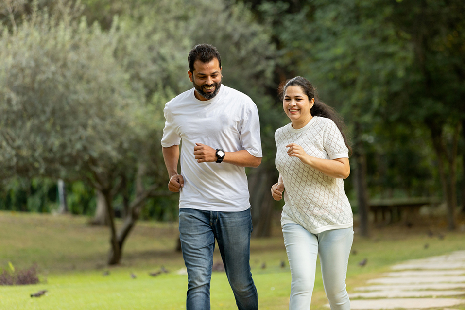 couple exercising